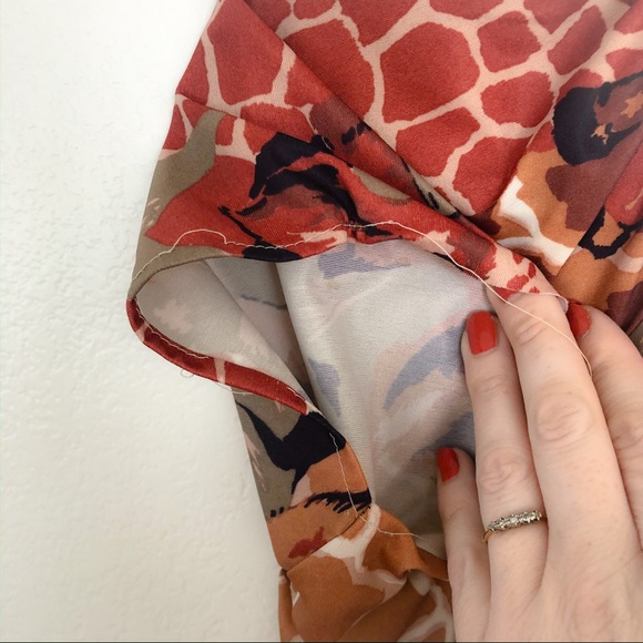 Vintage hand sewn safari pattern dress - Picture 4 of 5